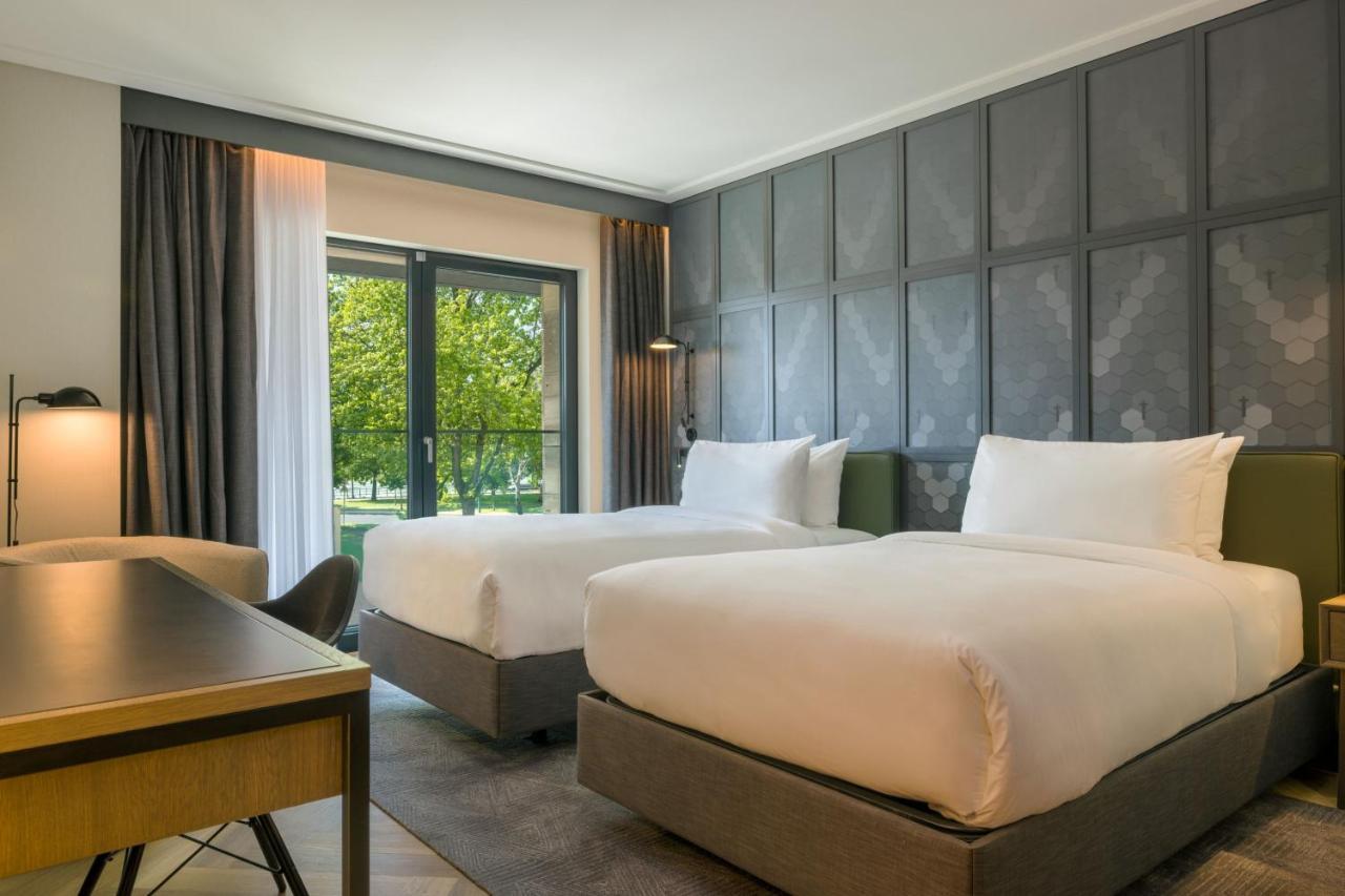 Four Points By Sheraton Budapest Danube Экстерьер фото