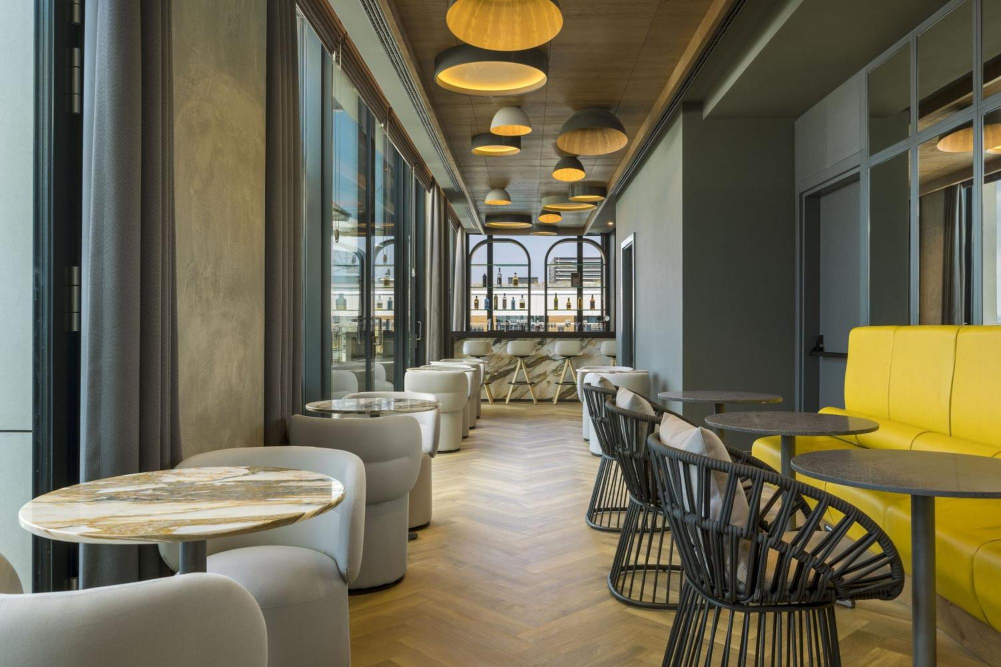 Four Points By Sheraton Budapest Danube Экстерьер фото